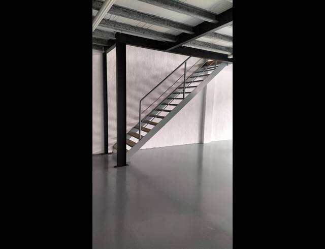 290M² MINI FACTORY TO LET IN BRIARDENE